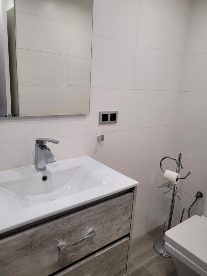 Precioso Alojamiento Con Piscinas Apartment Benalmádena Exterior photo